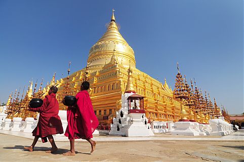 Shwezigon Paya Bagan Mianmar