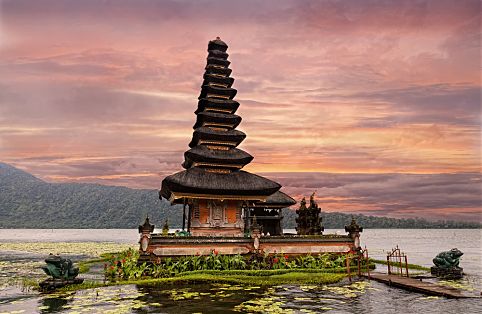10. Bali, Indonésia