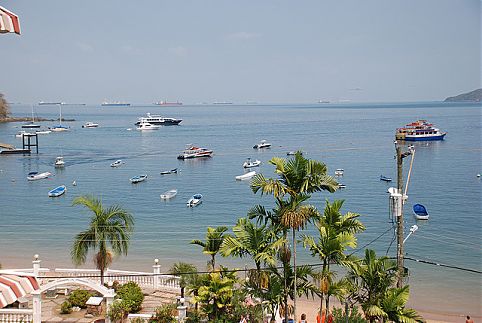 História, natureza exuberante e boa gastronomia tornam o país banhado pelo Mar do Caribe irresistível 