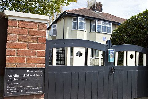 Casa onde John Lenno moru durante a infância