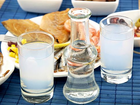 Ouzo, na Grécia