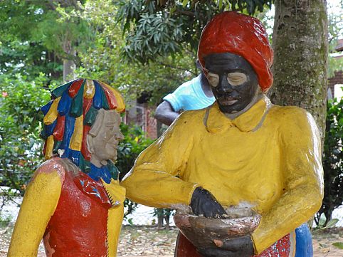 Clássicos da literatura infantil deram fama a destinos como Copenhague, Caratinga, Taubaté e Mineápolis