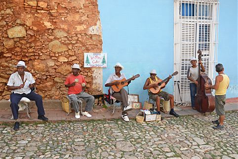 5 destinos da ilha caribenha que você ainda não conhece