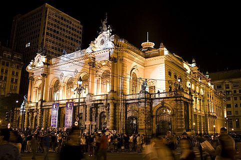 Celebre o Dia Internacional da Dança conhecendo algumas das casas das companhias mais importantes do mundo