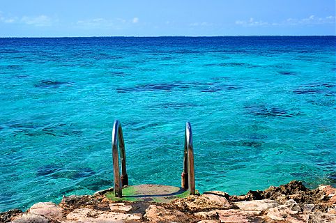 Formado pela costa dos Estados Unidos, México e Cuba, o Golfo do México revela tesouros históricos e patrimônio ecológico 