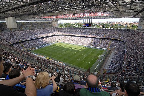 Uma seleção de estádios dedicados ao esporte mais popular do planeta