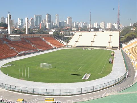 Uma seleção de estádios dedicados ao esporte mais popular do planeta