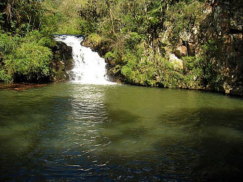 Aproveite o feriado para conhecer ou revisitar o estado. Selecionamos destinos na serra e na praia 