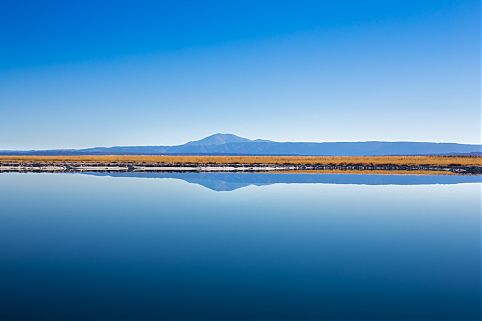 Lago próximo a Sao Pedro de Atacama, Chile