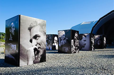 10 anos de Flip - Exposição de Walter Craveiro 