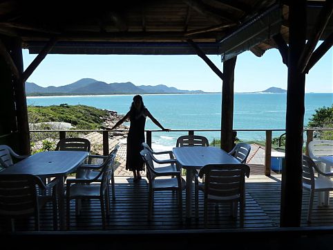 Barra Beach Oceanfront Hostel, Florianópolis, SC