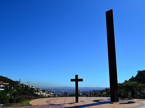 Selecionamos os pontos com as melhores vistas de cidades como Florianópolis, Fernando de Noronha e Chapada Diamantina. Prepare a câmera e o fôlego