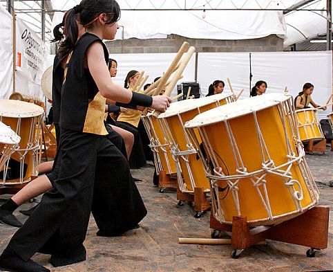 Parques verdes, templos e museus no interior de São Paulo preservam a história da imigração japonesa no Brasil