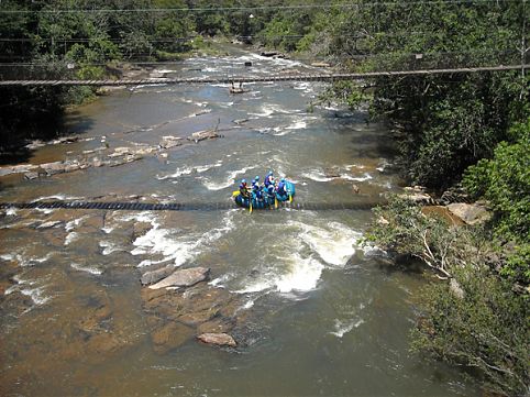 Selecionamos os melhores destinos brasileiros para a prática do rafting