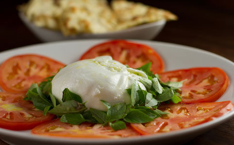 Stravaganze_Burrata-Caprese_FotoRafaelWainberg-304.jpg