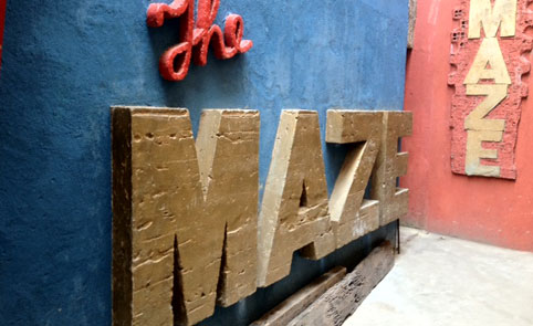 The-Maze-sign-lo.jpg