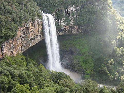 Suba a Serra Gaúcha e descubra os encantos do frio e da influência europeia