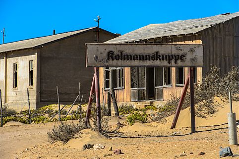 Um passeio por belas e curiosas construções abandonadas na Alemanha, Namíbia, Colômbia, China e Colômbia