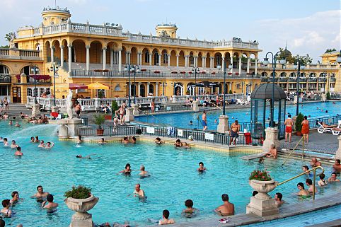 Termas de Széchenyi em Budapeste, Hungria