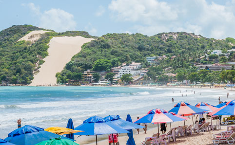 Brisa constante, dunas, praias e história