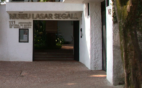 The entrance to Lasar Segall's home