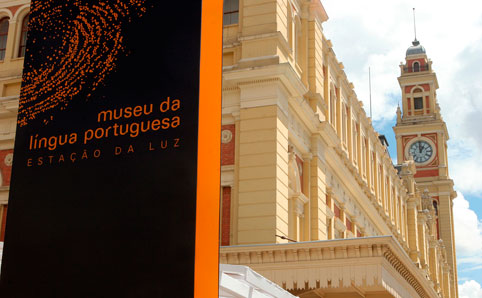 Exterior of the Museu da Lingua Portuguesa and Estação da Luz