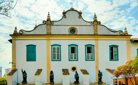 Facade of the Museu de arte sacra