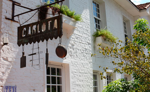 Entrance to restaurant Carlota