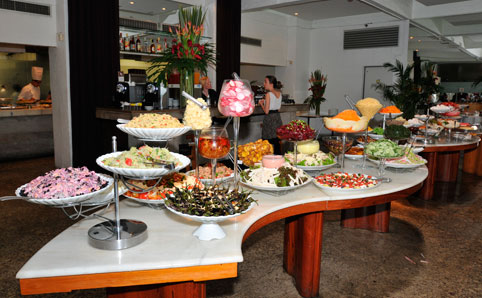 Buffet table at Uni