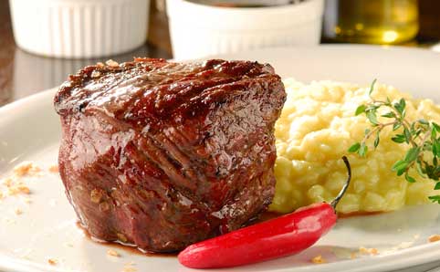 Ojo de bife (rib eye steak) with risotto