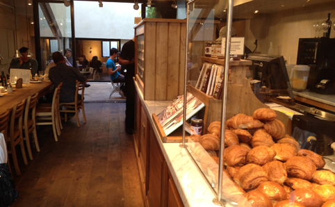 Inside Le Pain Quotidien